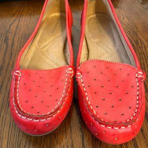 Naturalizer Women's Pink Red Loafers | Gently Used Size 10